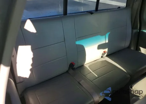 2002 Ford F150 from USA, damaged, VIN 1FTRX17L02NA13121